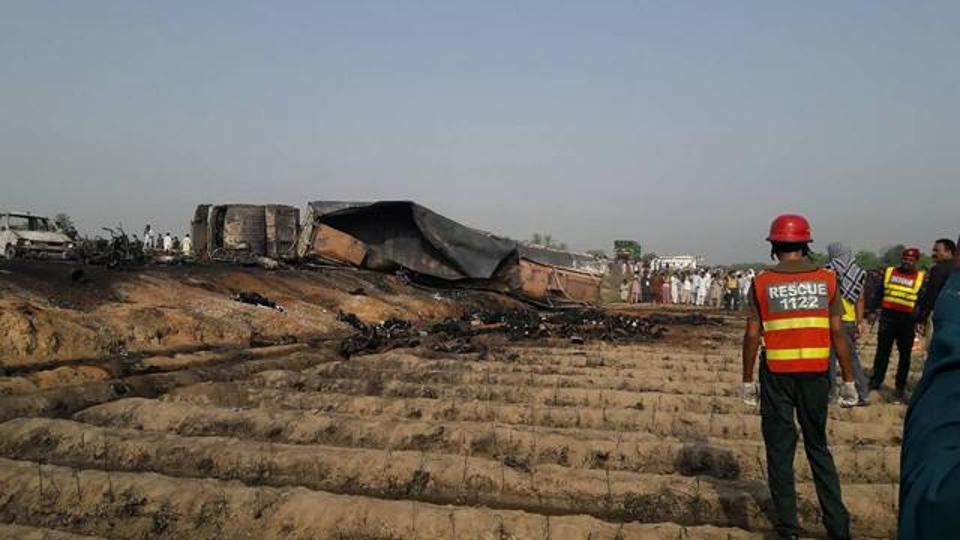 Eid Tanker Tragedy in Pakistan Roasts Over 125 People