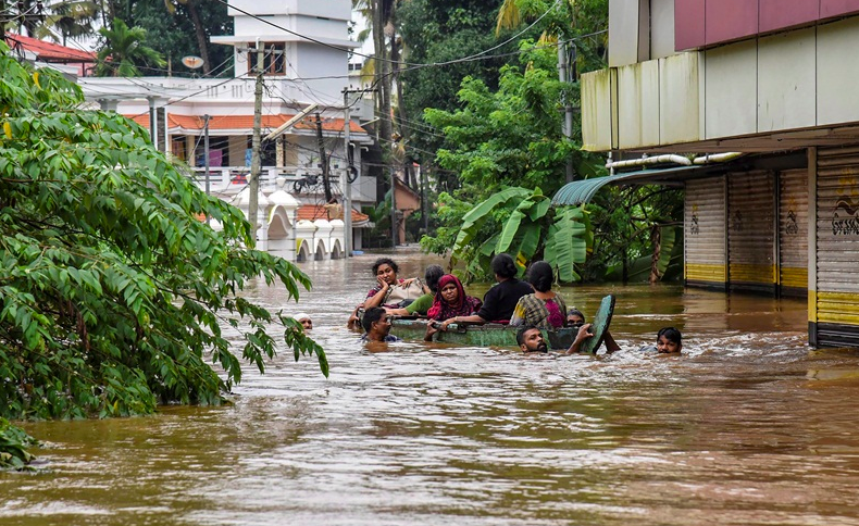 Kerala: Intensity of Rain Reduces, Red Alert Continues