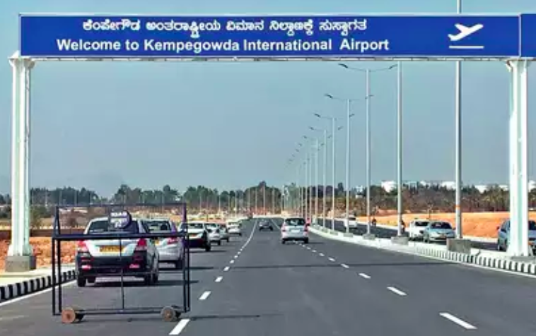 Airport Taxi Drivers Tipped off Kumaraswamy on Impending IT Raids